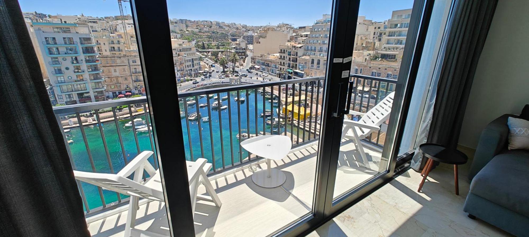 Luxury Sea Front At Spinola Bay St Julians Apartment Saint Julian's Екстериор снимка